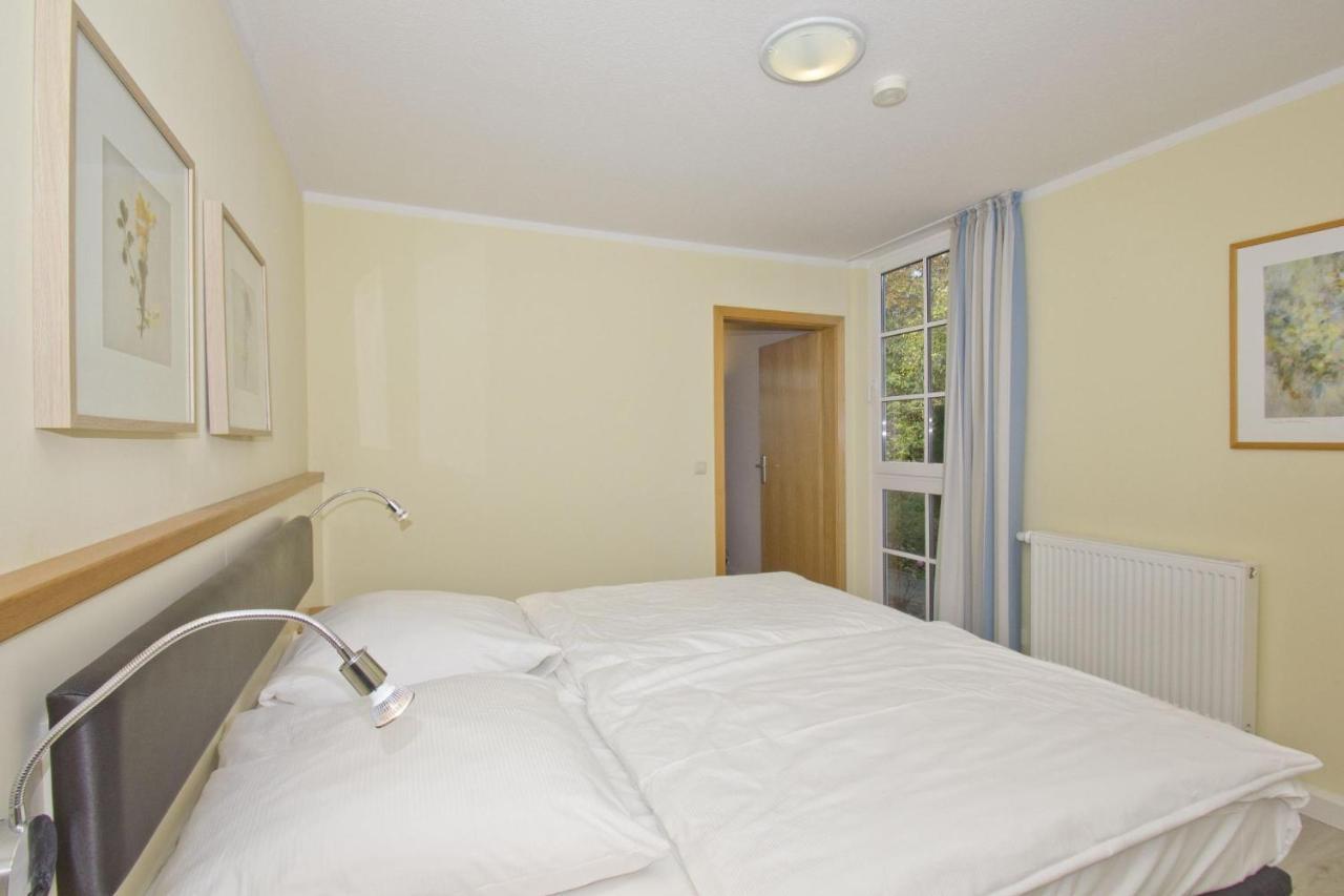 Fewo Mit Terrasse, Gratis Nutzung Vom Ahoi Erlebnisbad Und Sauna In Sellin - Haus Blick Zur See Fewo 13 Goehren  Exterior foto
